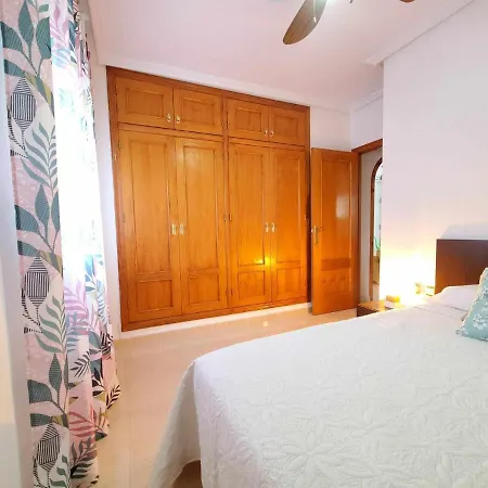 Alojamiento Simon Hotel